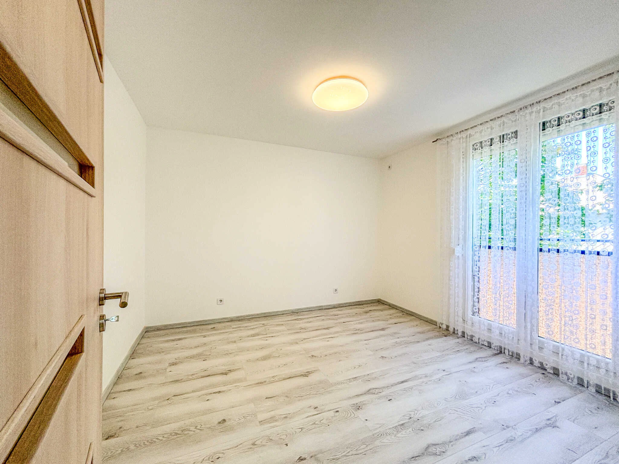 Pécs, Ifjúság útja