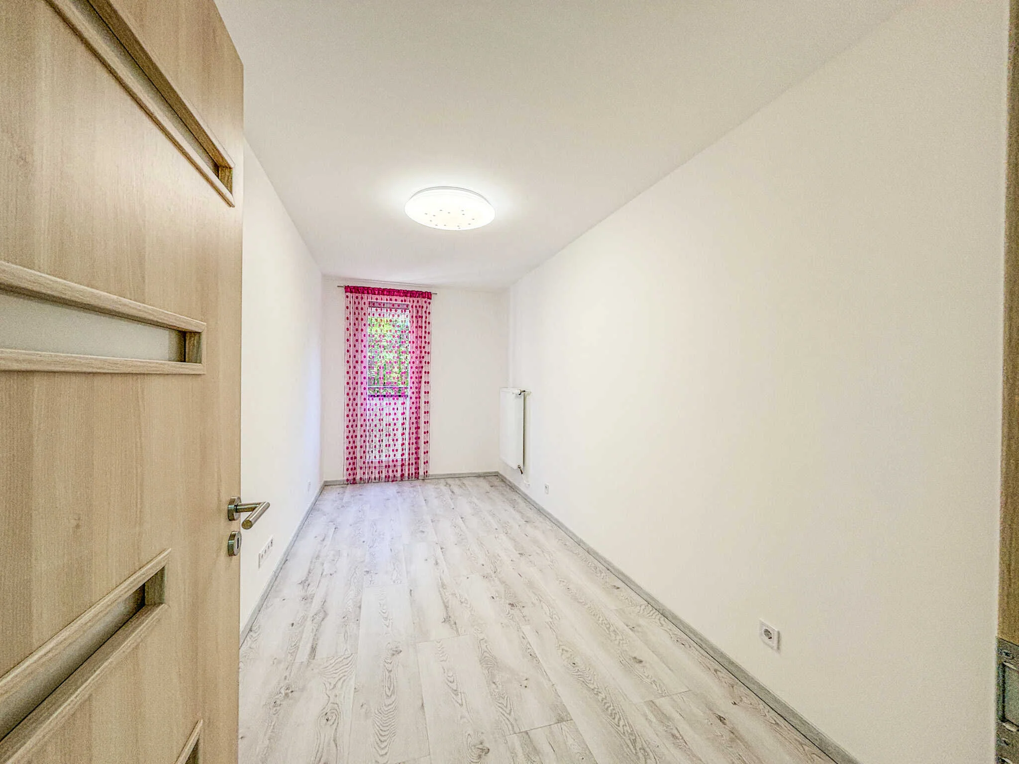 Pécs, Ifjúság útja