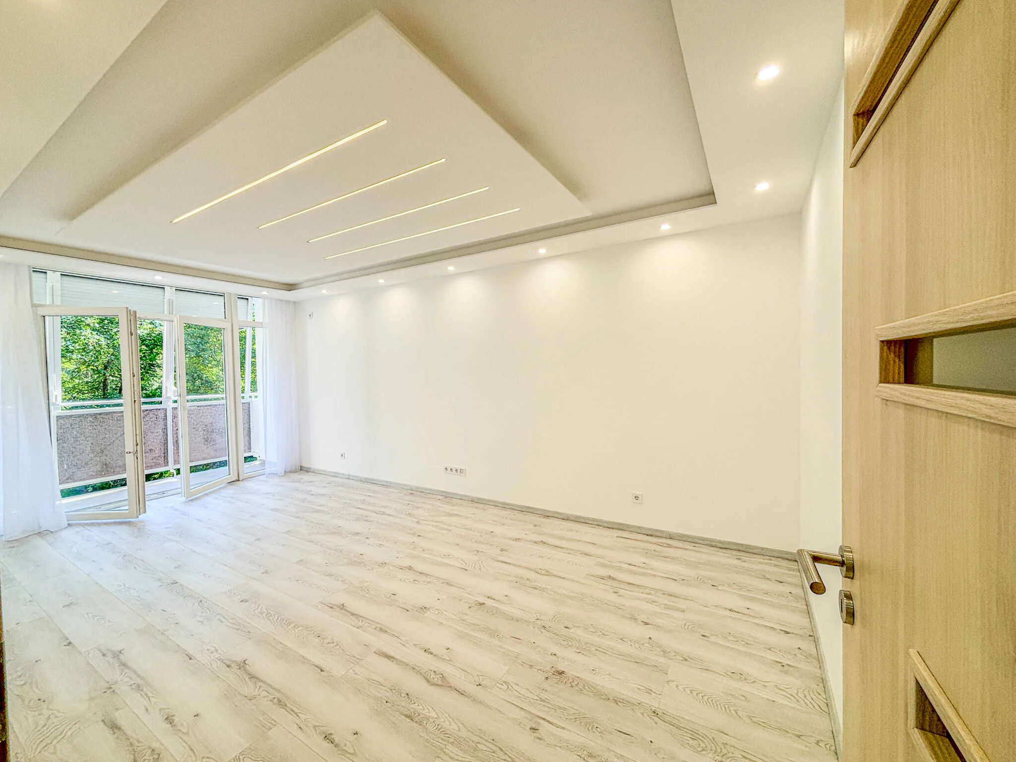 Pécs, Ifjúság útja